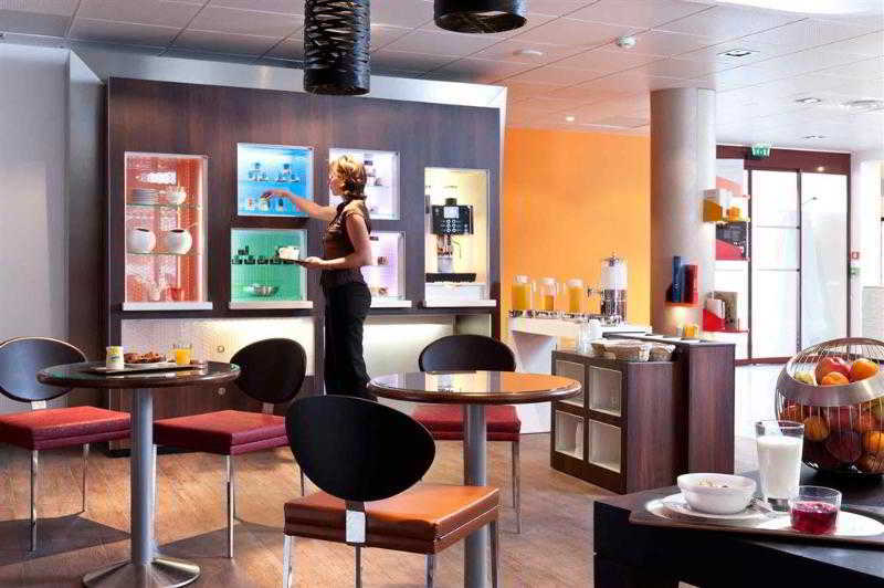Novotel Paris Stade De France 4*