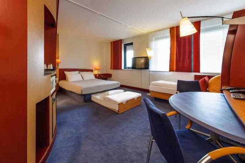 Hotel Novotel Paris Stade De France 4*