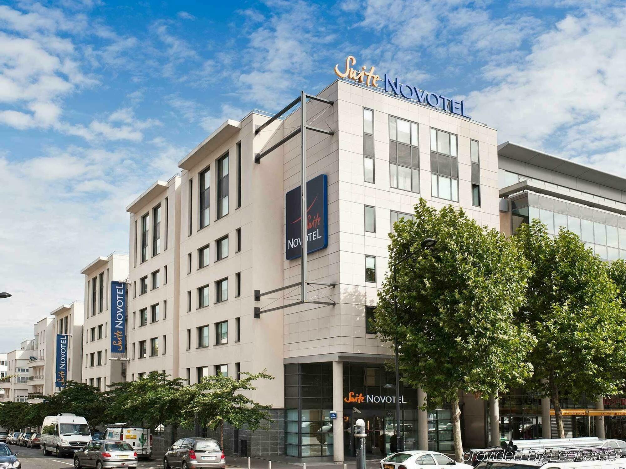 Novotel Paris Stade De France 4*
